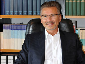  Dr. med. Peter Dietz