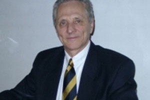 Dr. med. Janusz Targonski